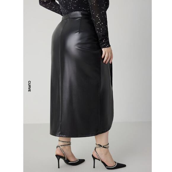 Faux Leather Black Long Skirt Women's Plus Size 1XL Wrap Twist Detail - Picture 2 of 10